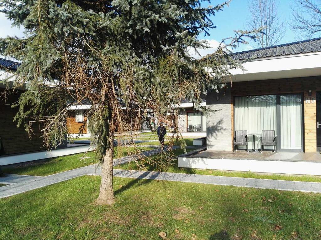 Villas And Apartments Oaza Іліджа Екстер'єр фото